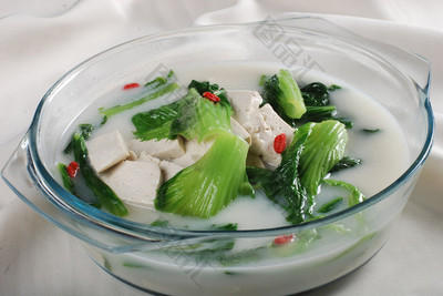 荠菜炖豆腐的做法大全