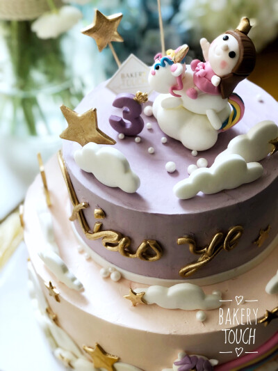 宝宝三岁生日蛋糕图片