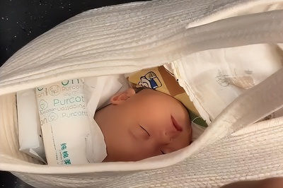 一个月小孩