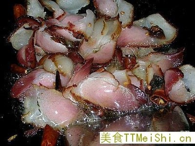 泥鳅腊肉做法大全家常炒菜