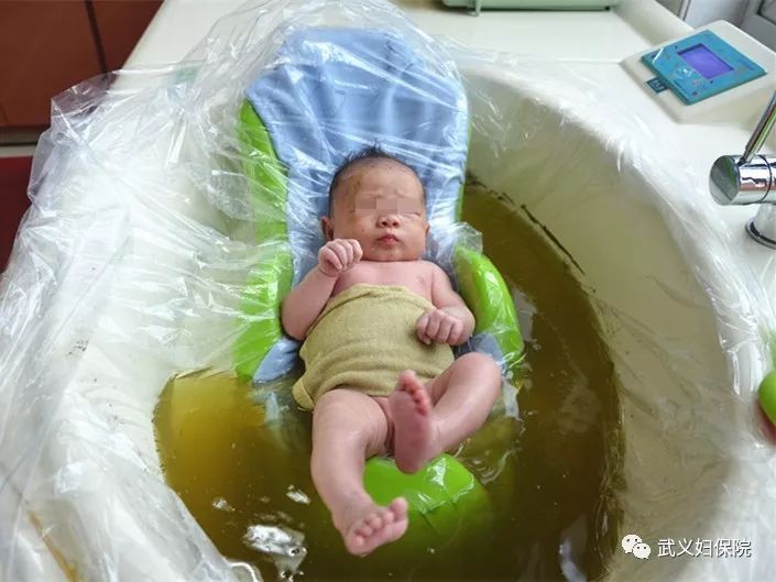 宝宝能泡药浴吗