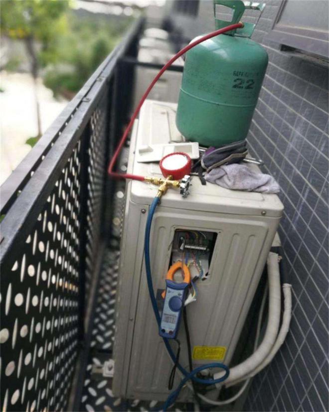 空调拆机收氟示意图