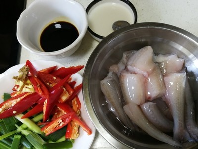 鱼酱油的制作方法