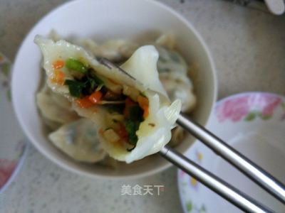 香菇萝卜韭菜饺子