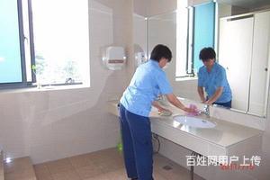擦玻璃多少钱