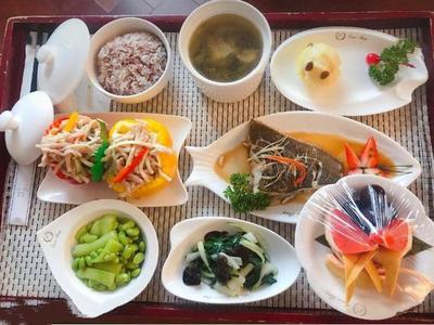 月子吃什么饭好