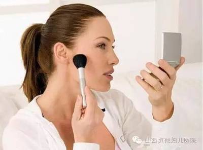 坐月子可以做面膜吗