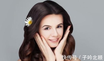 长闭口痘痘的地方变黑