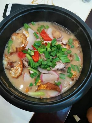 小鲫鱼火锅的做法大全家常
