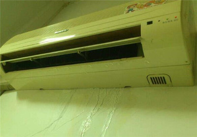 空调内机滴水怎么回事