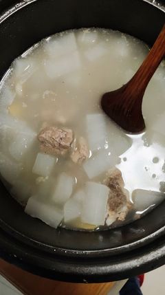 长痘痘可以吃鸭蛋不