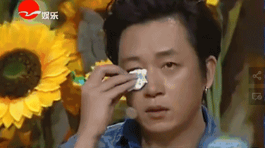 爱流眼泪是怎么回事