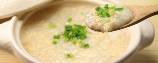 宝宝几个月能吃米饭