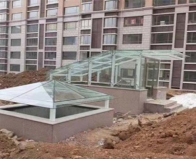 钢结构雨棚温度适应性研究(关于钢结构雨棚温度适应性的几个关键方面) 钢结构玻璃栈道施工 第5张 钢结构雨棚温度适应性研究(关于钢结构雨棚温度适应性的几个关键方面) 钢结构玻璃栈道施工 第5张
