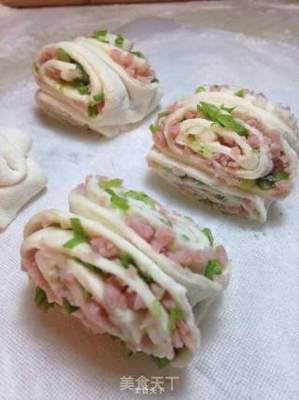 葱香花卷制作方法