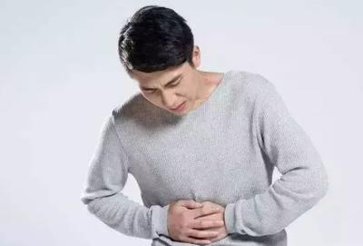 半夜胃反酸想吐是怎么回事