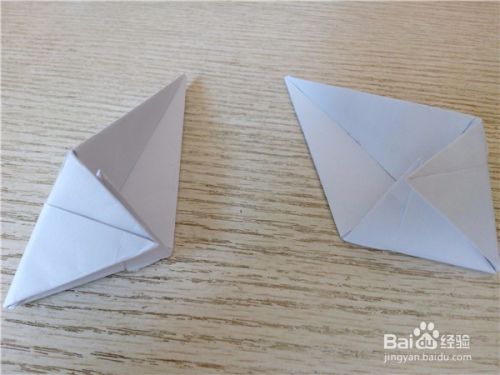 下载纸飞机的折法视频教程