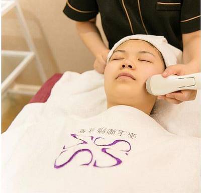 上市的美容公司有哪些