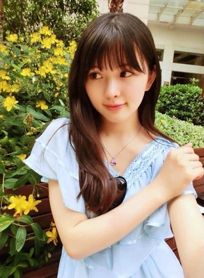 挤完痘痘后怎么消肿