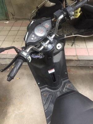 摩托车可以带牌过户吗