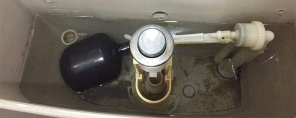 马桶里面漏水