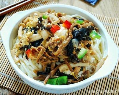 香菇鸡汤打卤面