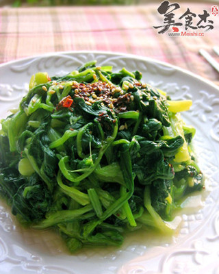 凉拌菠菜的家常做法