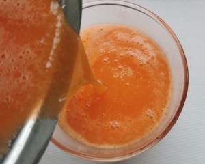 胡萝卜榨汁做法