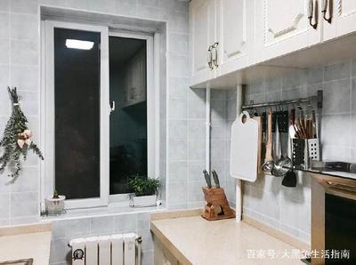 厨房油盐酱醋放柜子里