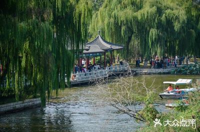 大明湖附近景点攻略