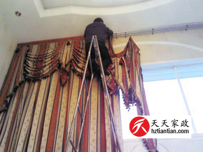 如何拆窗帘