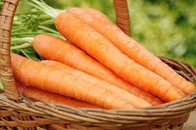 长期吃胡萝卜的利与弊,生吃胡萝卜的利与弊是什么?