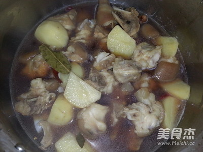 高压锅卤猪脚制作方法