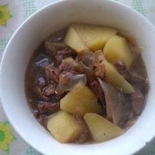 土豆炖粉皮的做法