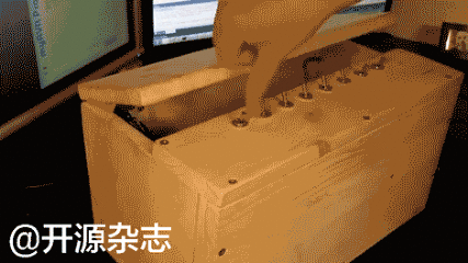 最无用的机器人