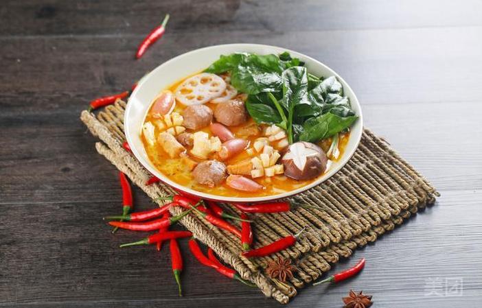 西红柿香菇火腿汤