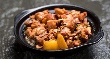 黄焖鸡的制作方法.