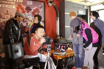 情侣可以去私人影院吗?他们可以和异性朋友一起去私人影院吗?