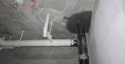 厨房下水道异常排水