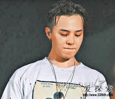 右眼角一直跳是怎么回事