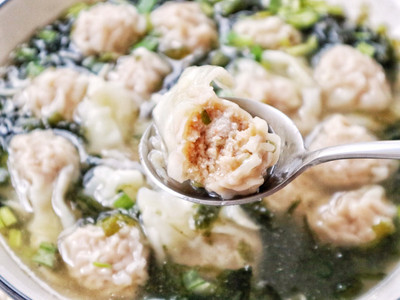 香菇肉虾仁馅儿馄饨