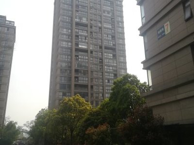 我附近的房产中介