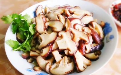 香菇能不能清炒