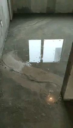 楼板被打穿怎么赔偿