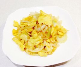 洋葱炒鹅蛋怎么做