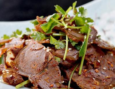 孕妇可以吃牛肉炒芹菜吗