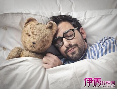 梦见自己和别的男人约会