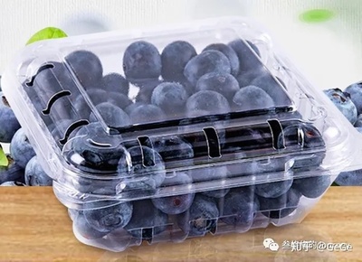 塑料盒装的蓝莓