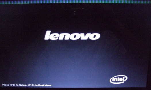 电脑开机出现lenovo