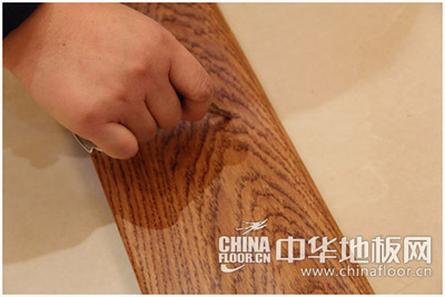 仿古地板怎么擦